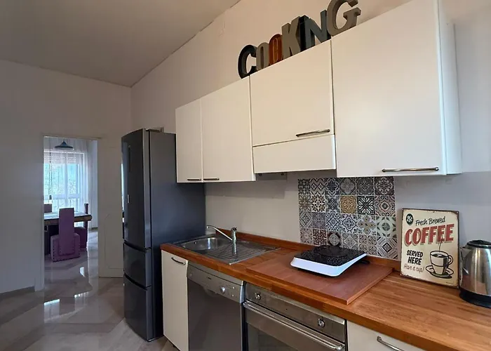 Blue Eyes Howme 公寓 *